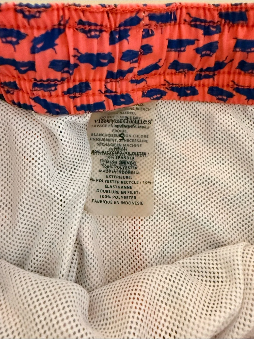 Vineyard Vines Pink & Navy Boat Print Swim Trunks Size Small